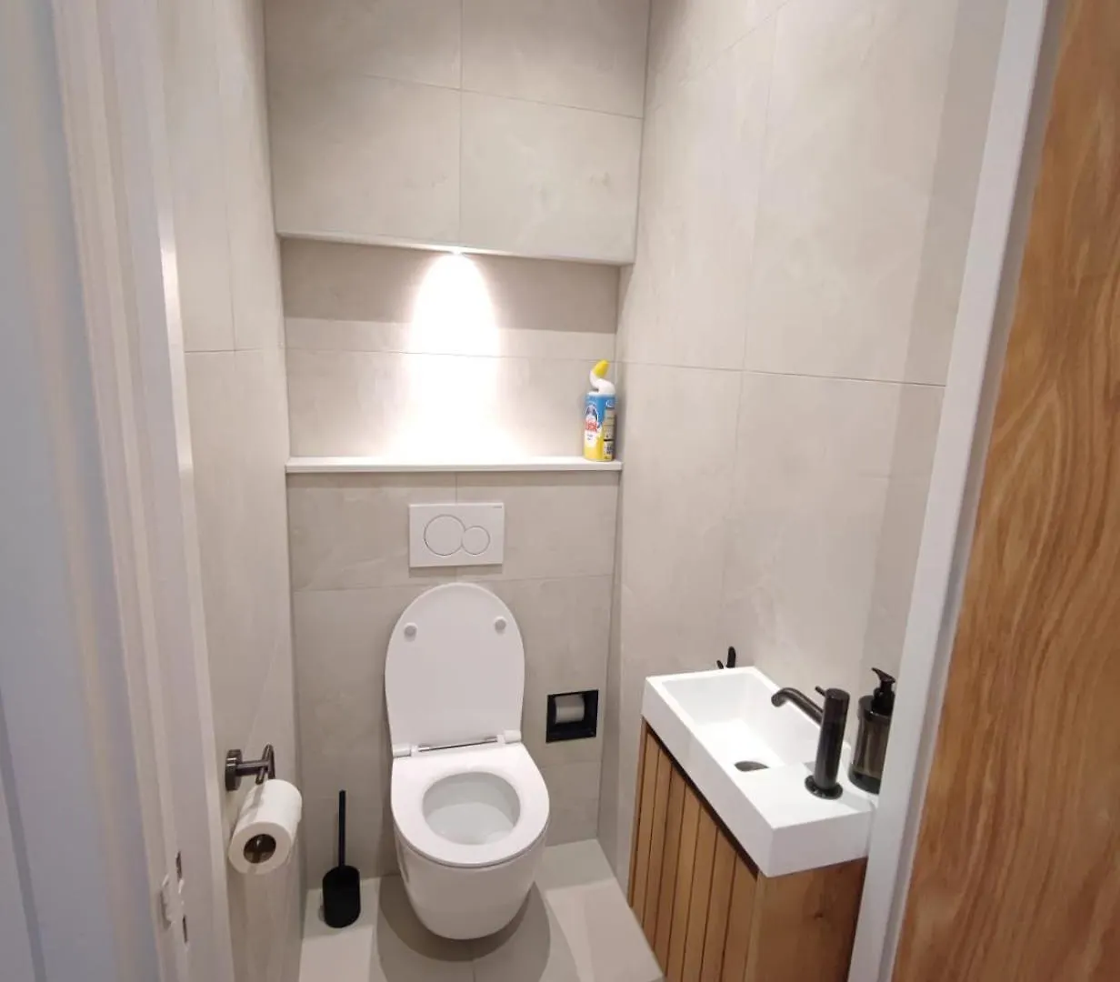 Homestay Luxury Room With Private Bathroom On Great Location. Amsterdam