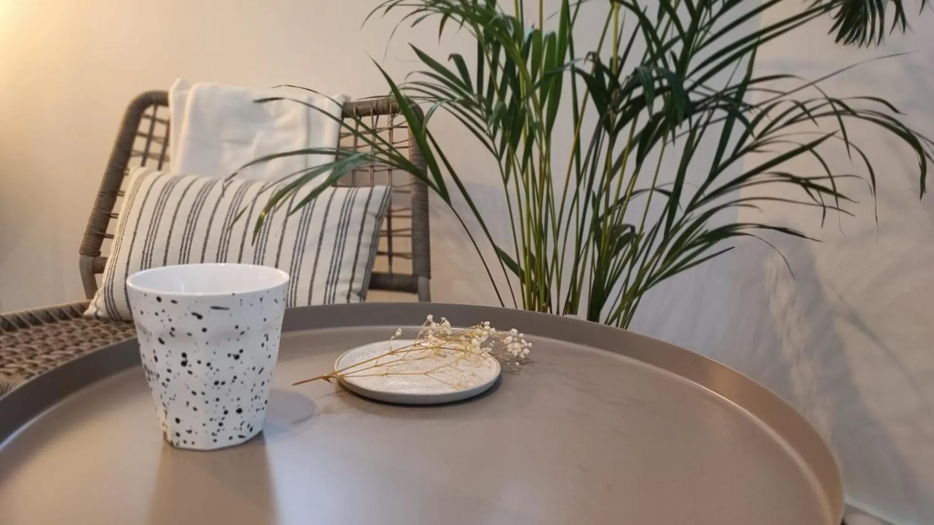 Luxury Room With Private Bathroom On Great Location. Amsterdam Homestay